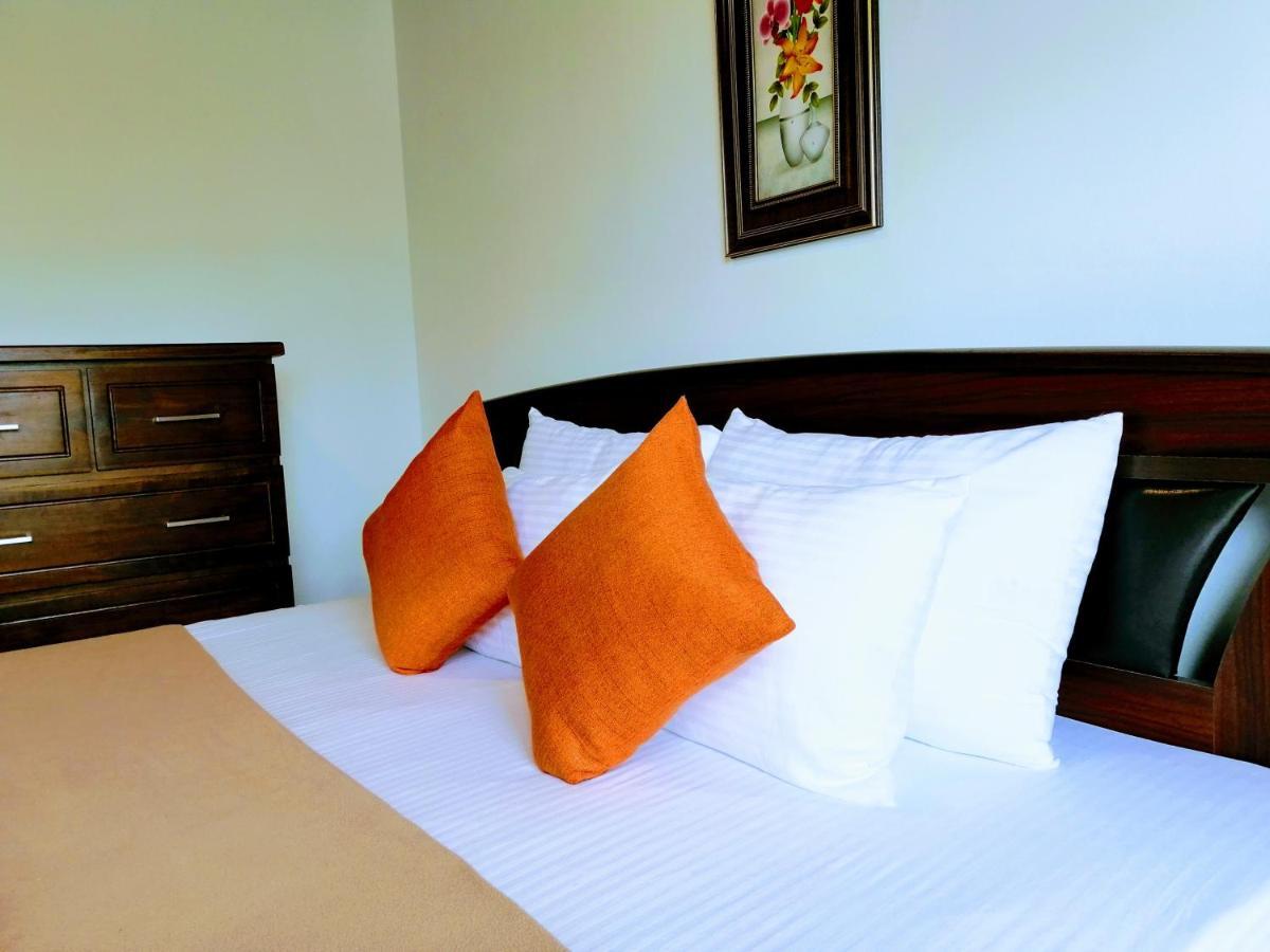 Moon Plains Luxury Apartments Nuwara Eliya Exteriör bild