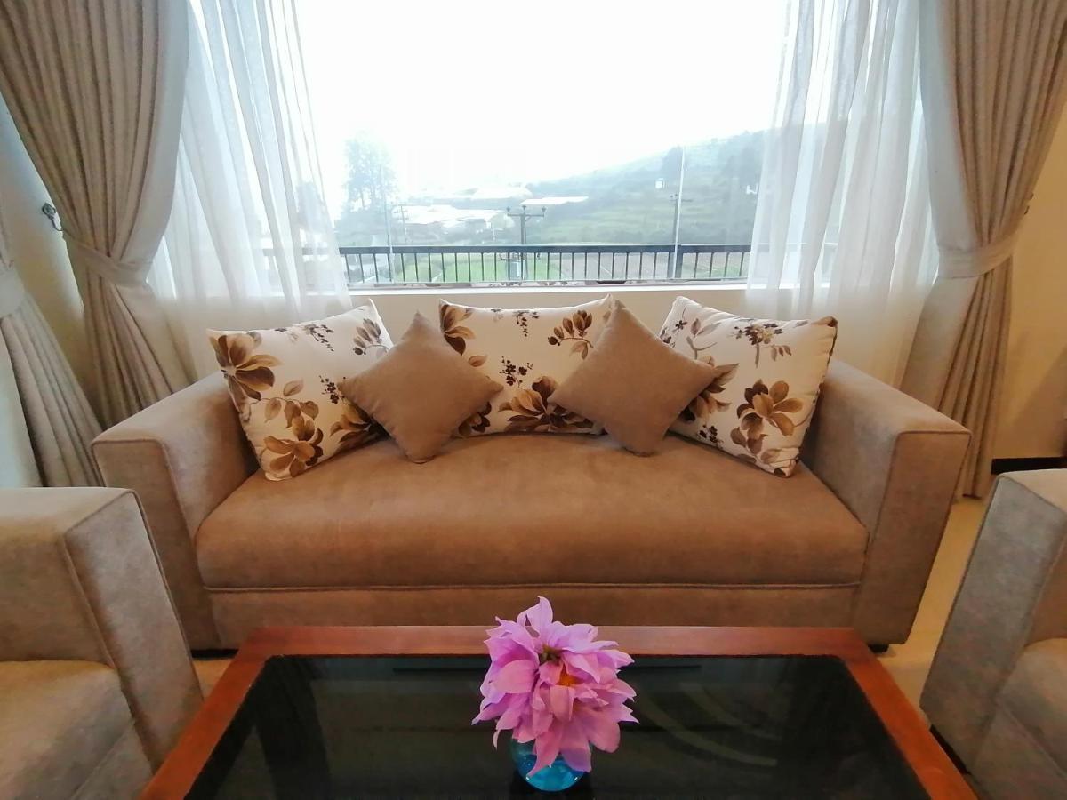 Moon Plains Luxury Apartments Nuwara Eliya Exteriör bild